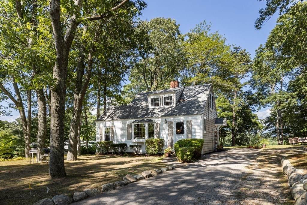 95 Pinecrest Beach Dr - Photo 1