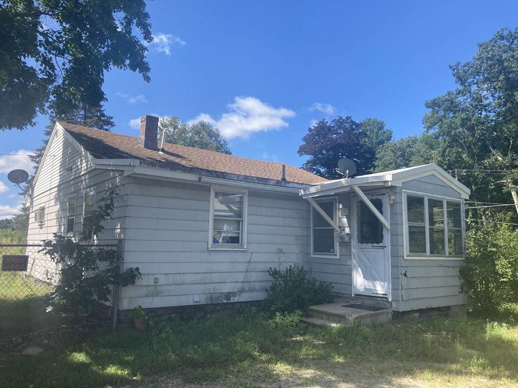 160 Main St - Photo 1