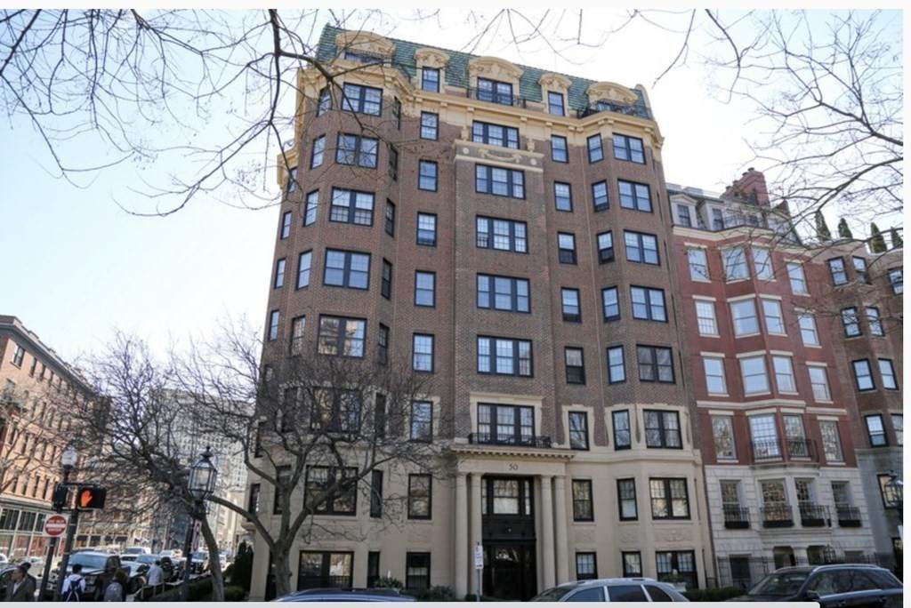50 Commonwealth Ave - Photo 1