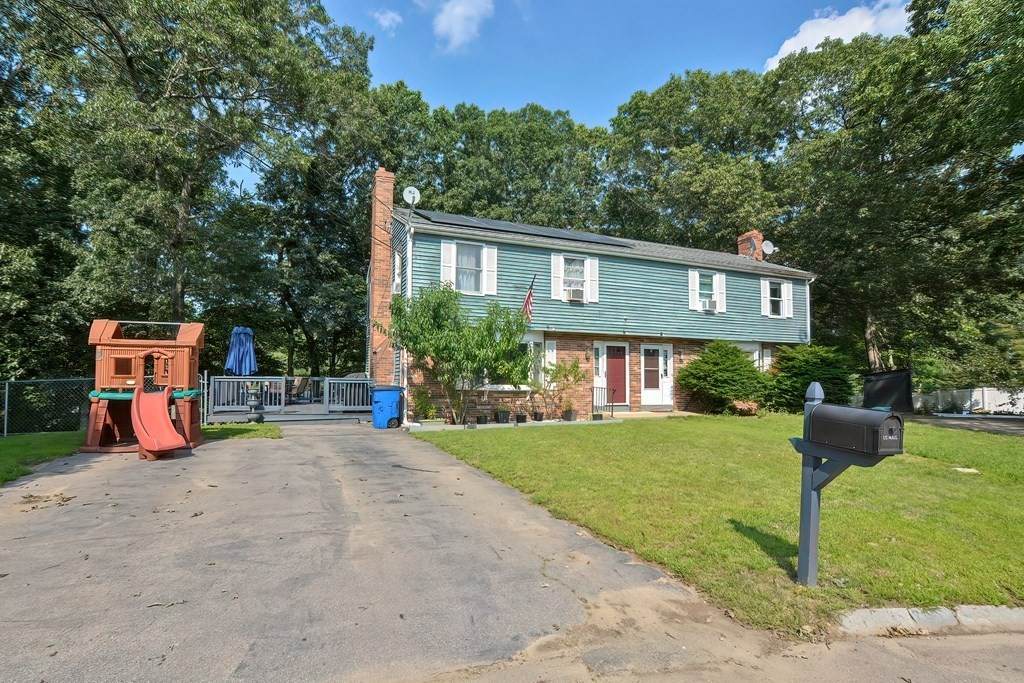 8 Oak Tree Dr - Photo 1