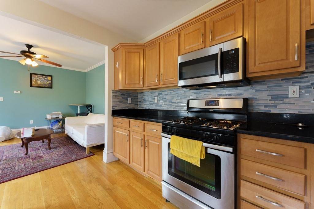 94 Cushing - Photo 1
