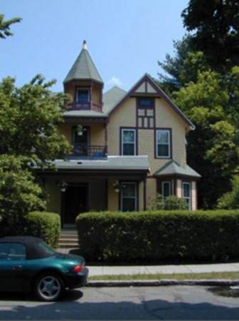 106 Harvard - Photo 1