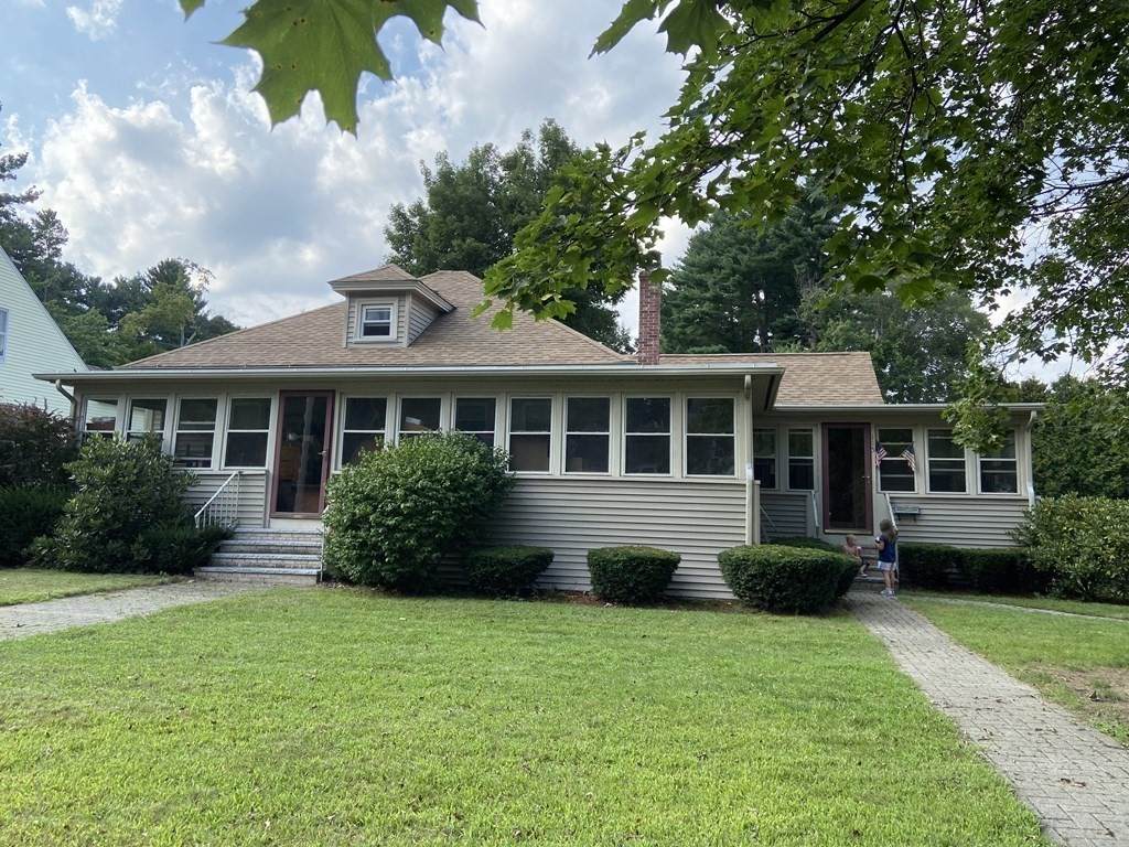 115 Douglas St - Photo 1