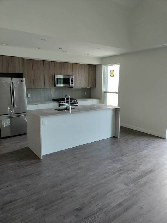 127 Hyde Park Ave - Photo 1