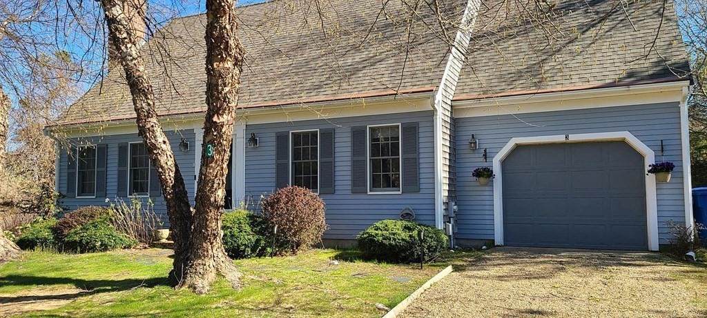 3 Morris Ave - Photo 1