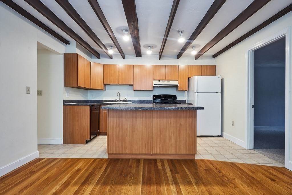36 Austin St - Photo 1