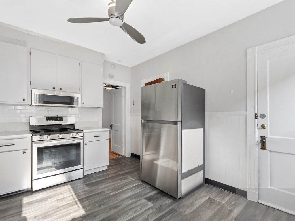 35 Whitten St - Photo 1