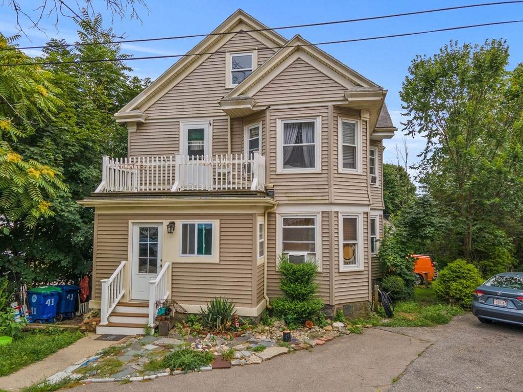 41-43 Crescent Ave - Photo 1