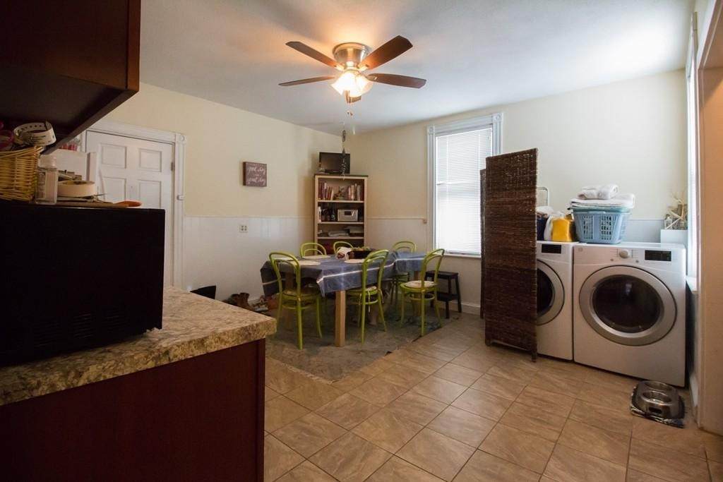234 Cypress St - Photo 1