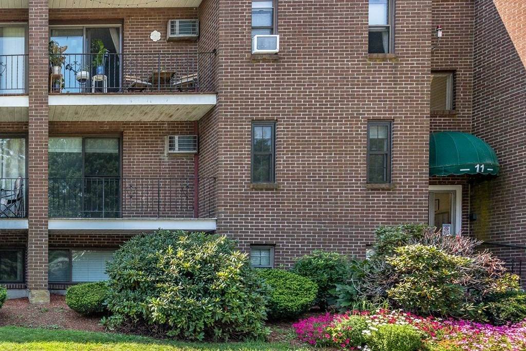 11 Riverside Avenue - Photo 1