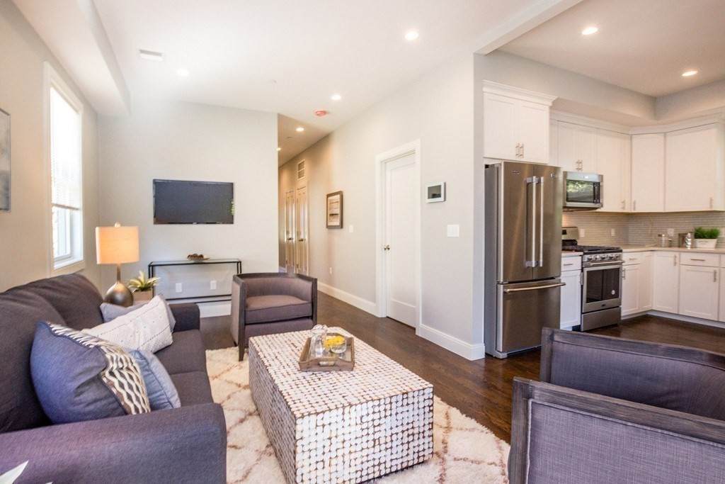 7 Langford Park - Photo 1