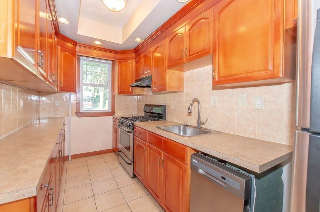 6 Laurel - Photo 1