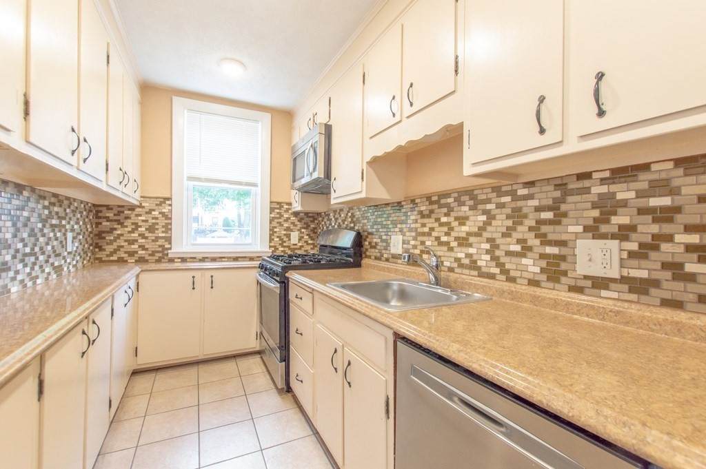 6 Laurel - Photo 1