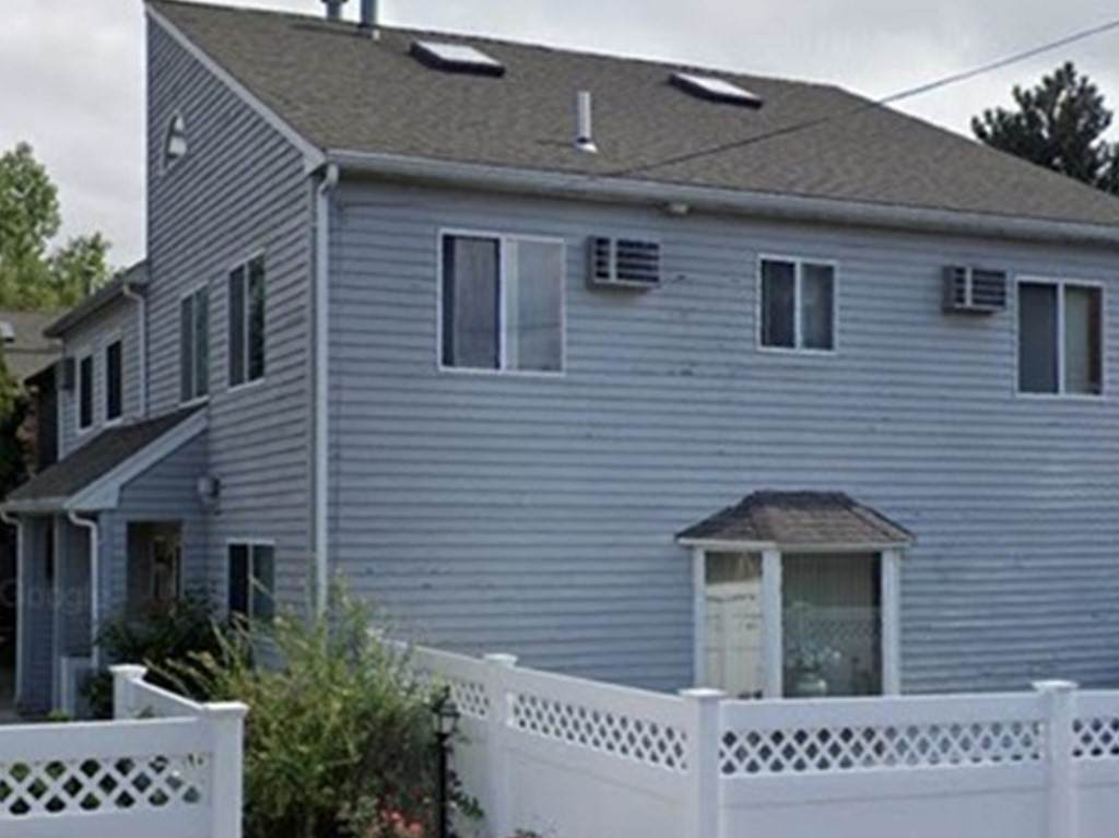 100 Waite St - Photo 1