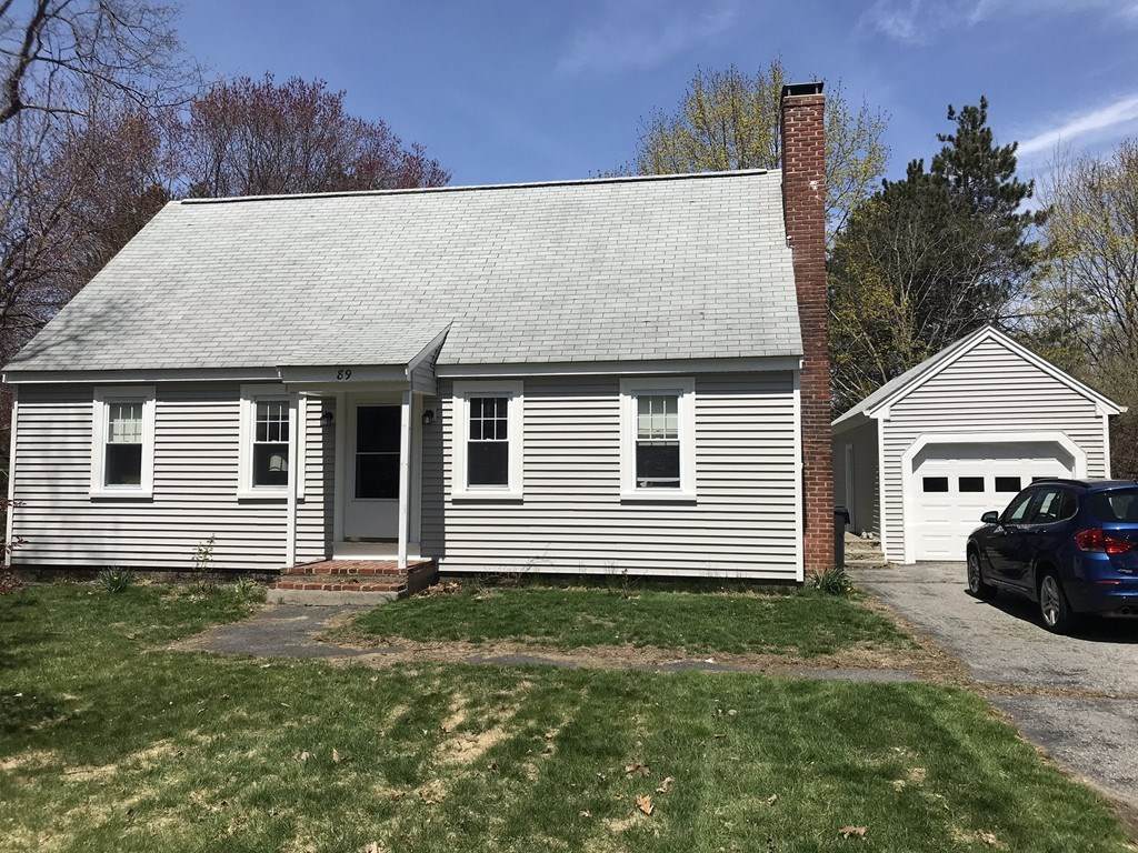 89 Fisher St - Photo 1