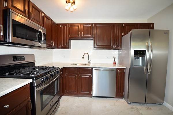 25 Farrwood Ave - Photo 1
