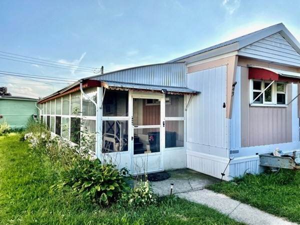 131 Washington St. - Photo 1