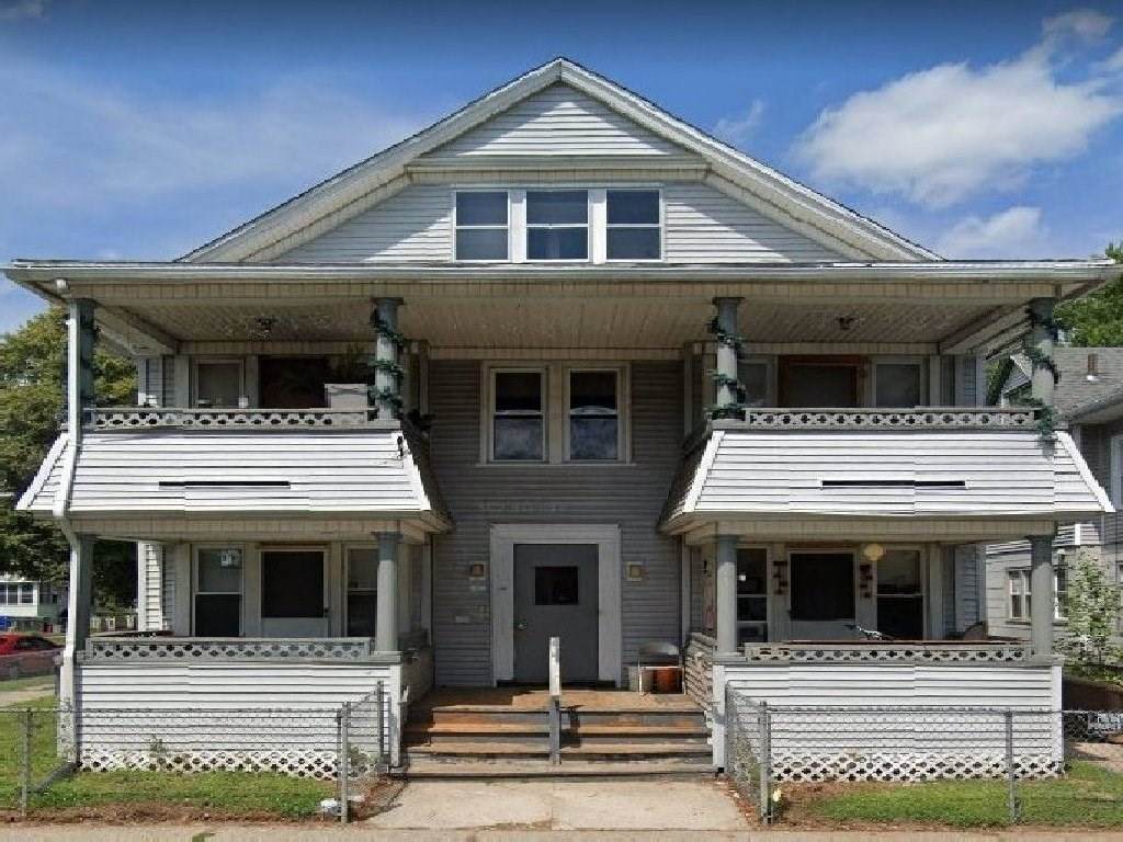 146 Kensington Ave - Photo 1
