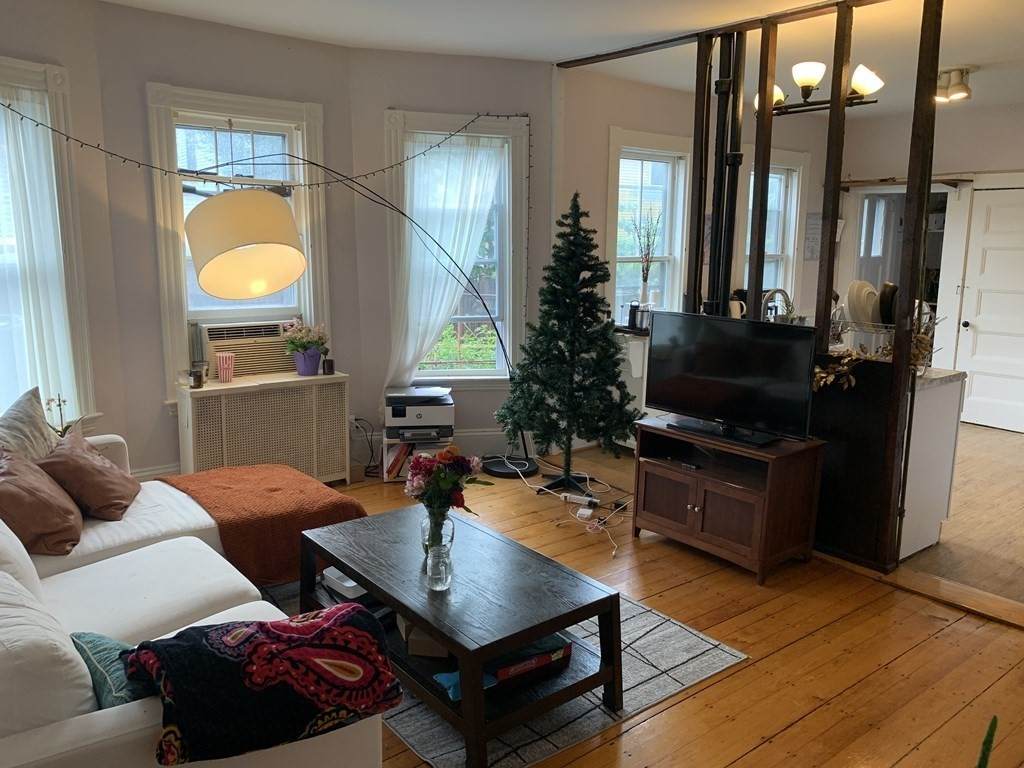 12 Glenwood Ave - Photo 1