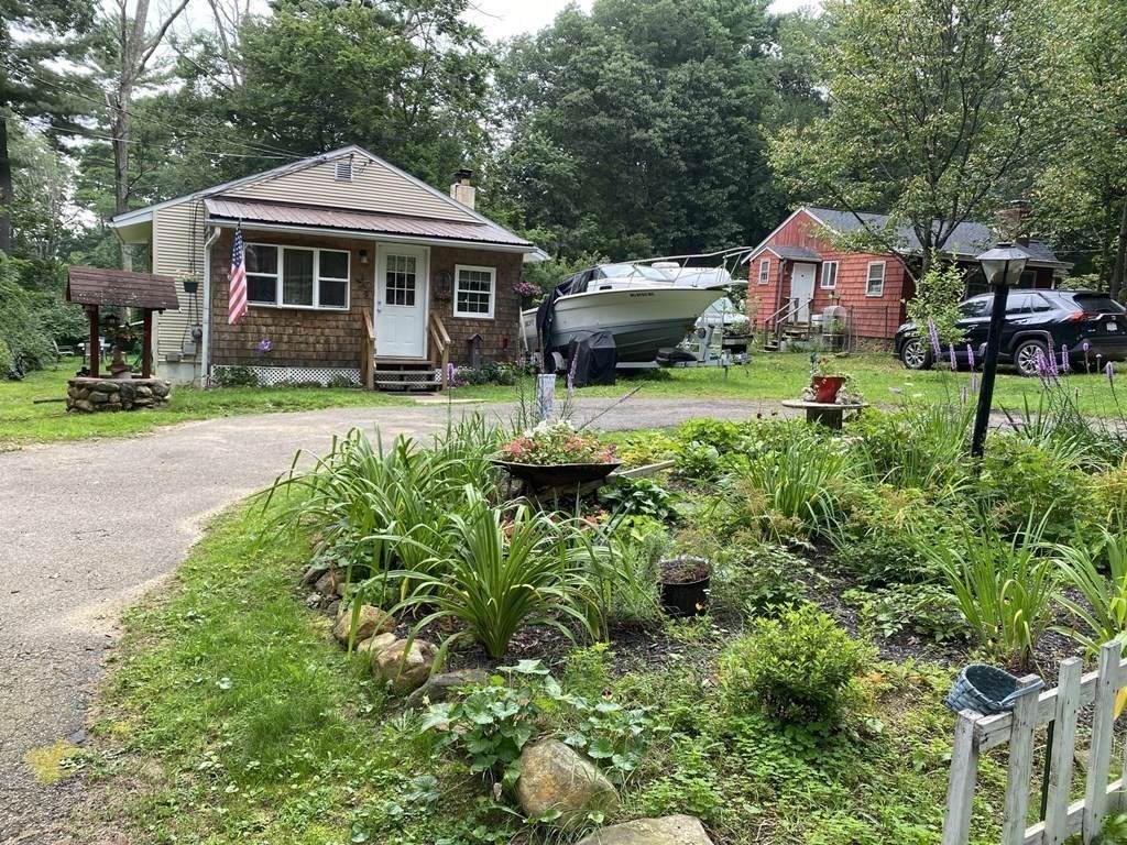 9 Crestwood Rd - Photo 1