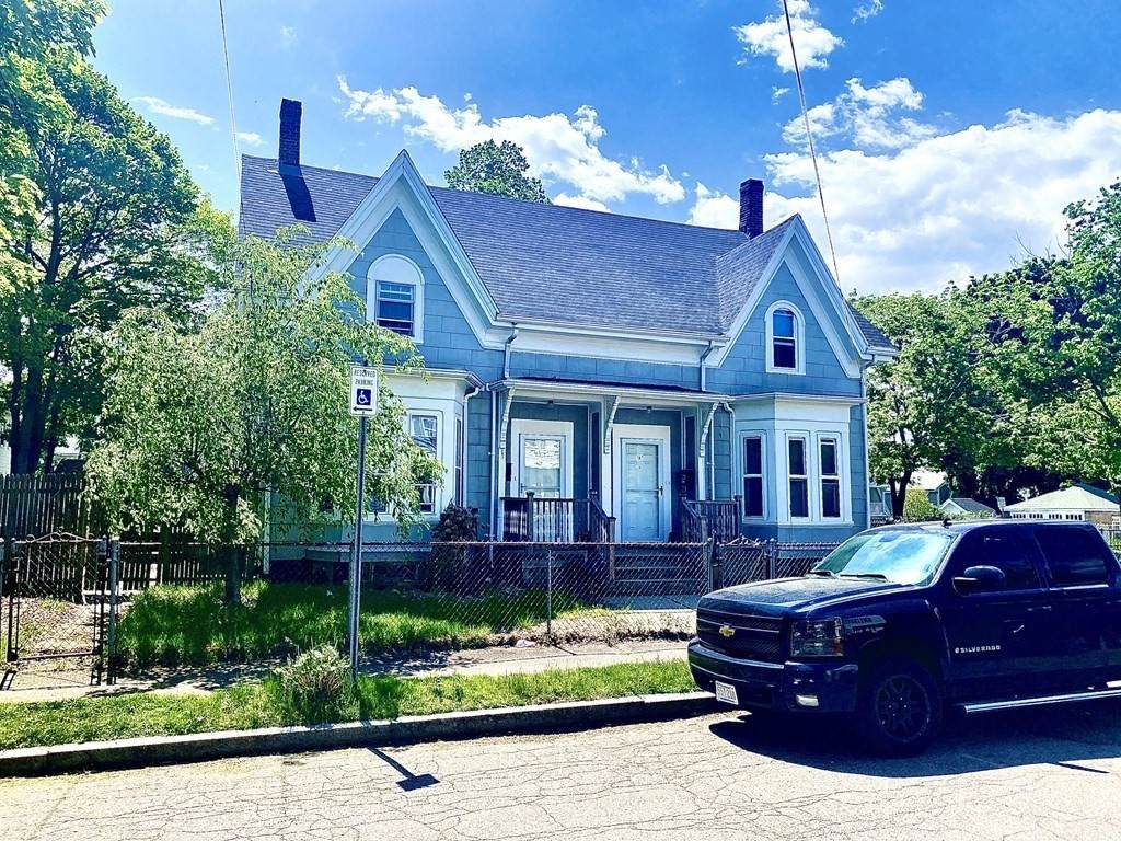 209 Arlington St - Photo 1