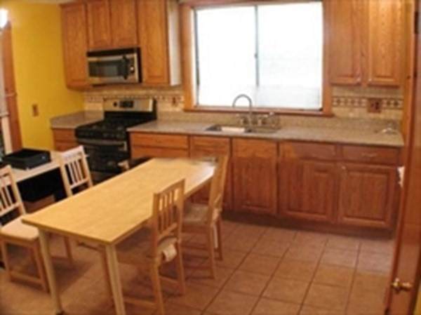 326 Washington St - Photo 1