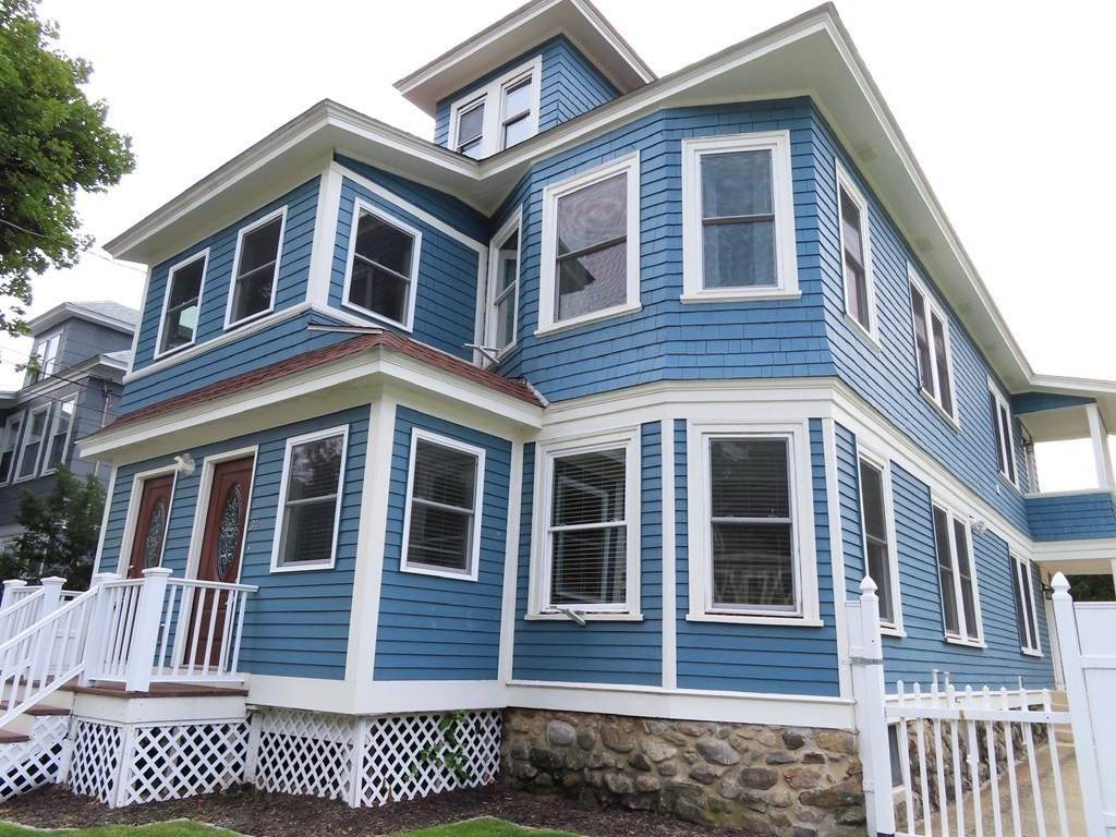 34 Lincoln St - Photo 1