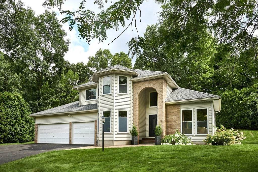 38 Longfellow Dr - Photo 1