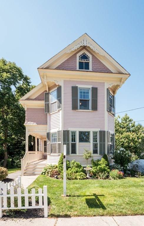 141 Parkview Ave - Photo 1