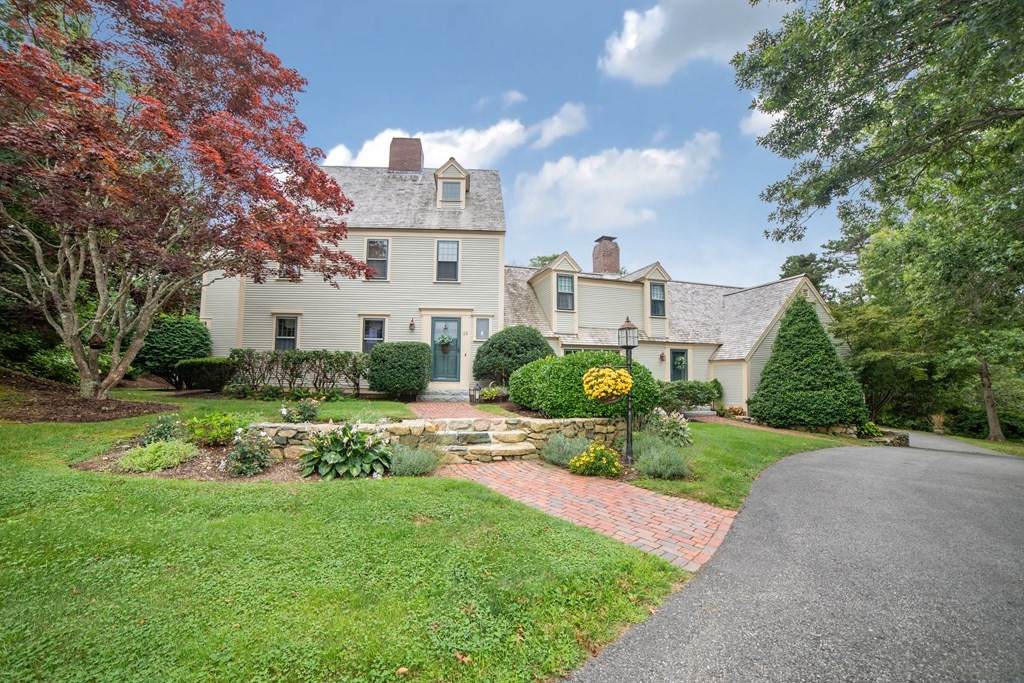 15 Bay Cliff Cir - Photo 1