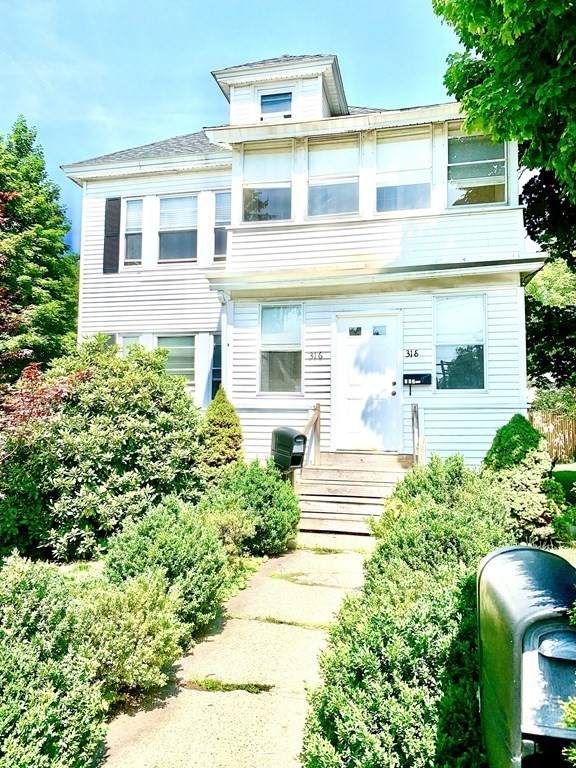 318 Sutton St. - Photo 1