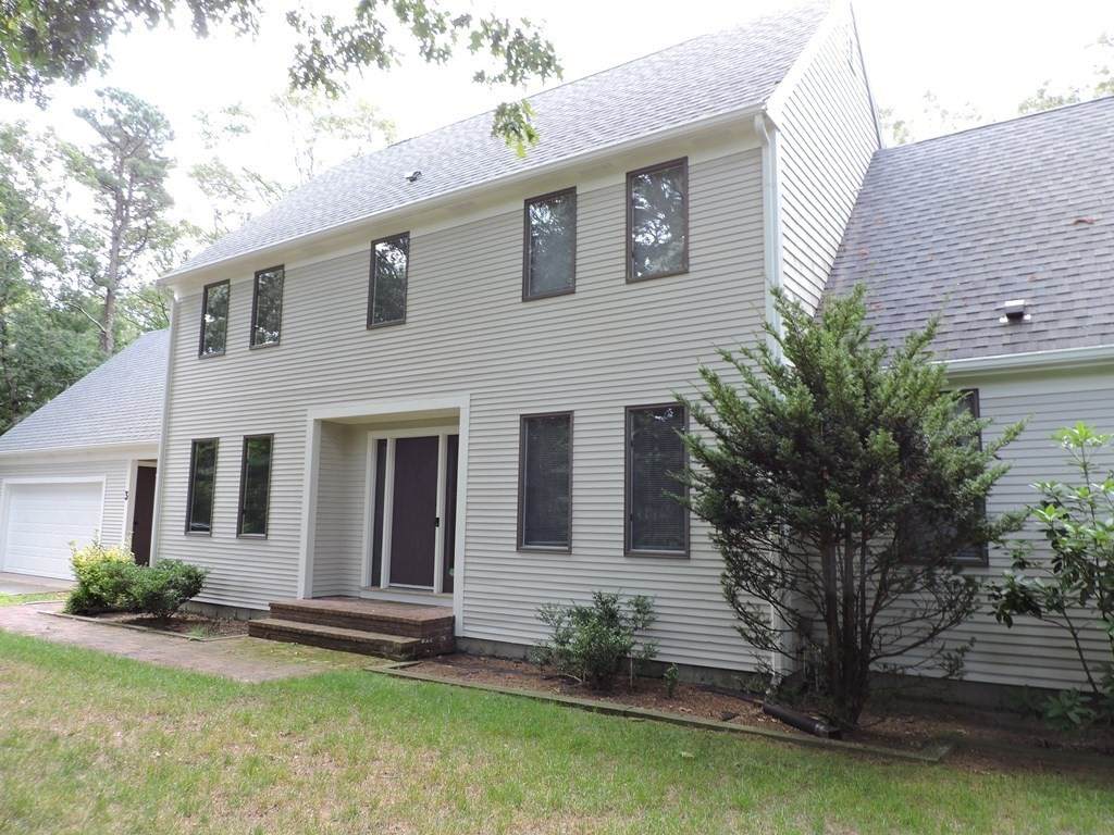 3 White Pine Circle - Photo 1