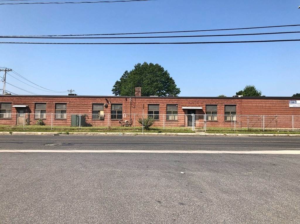 680 Meadow St - Photo 1