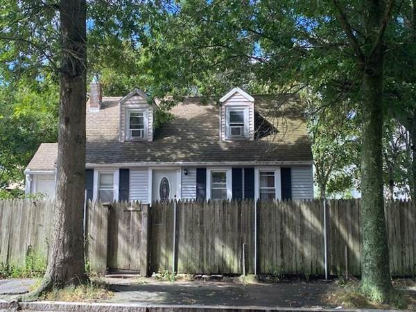 51 Cleveland St - Photo 1