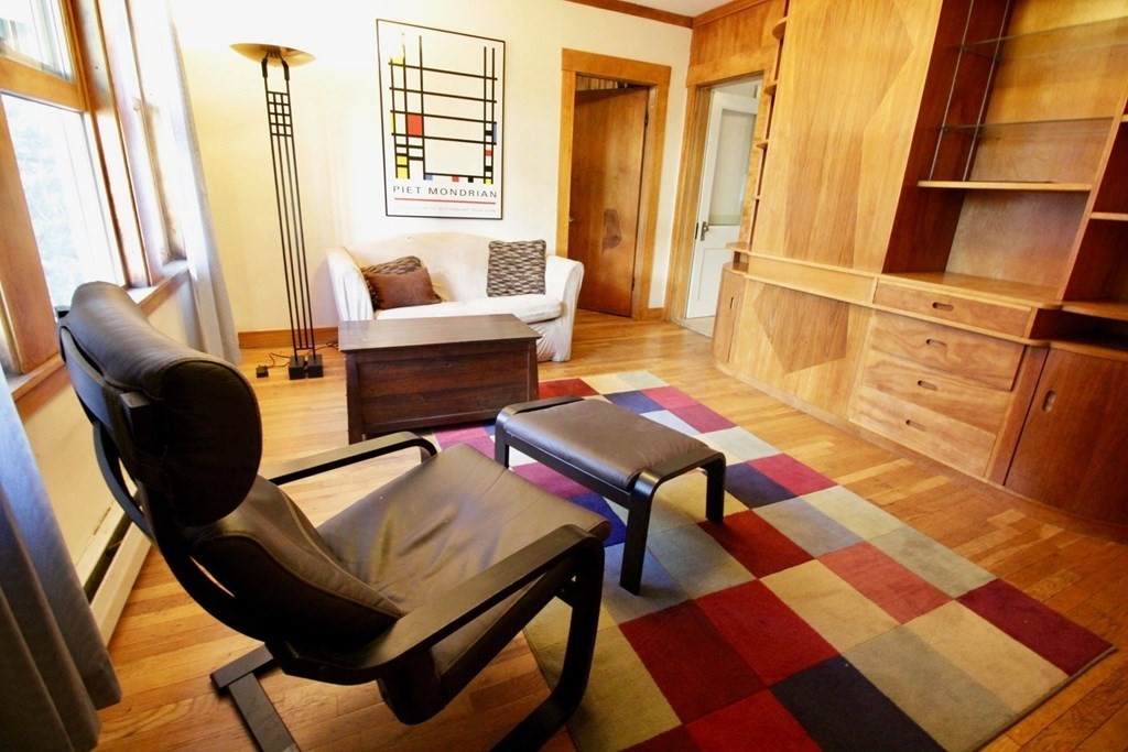 8 Adams Terrace - Photo 1