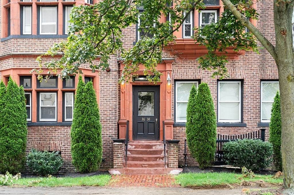 36 Elm St - Photo 1