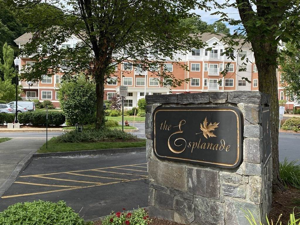250 Main St - Photo 1
