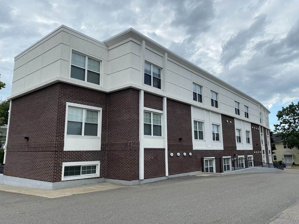 20 Pond Street - Photo 1