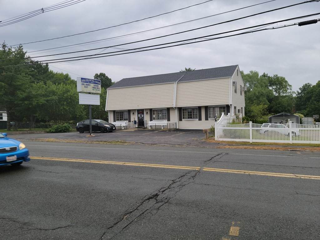 162 E Main St - Photo 1