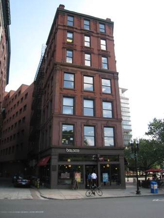 2 Park Plaza - Photo 1