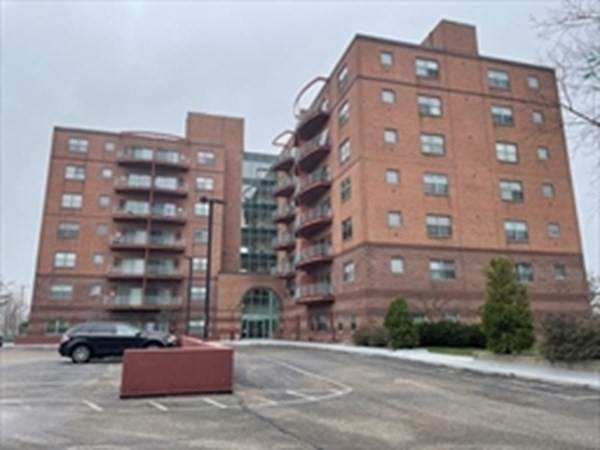 100 W Squantum St. - Photo 1