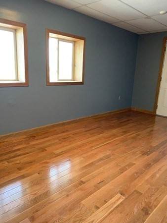8 Boylston - Photo 1