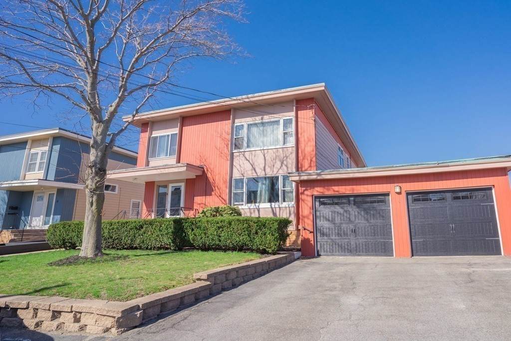 4 Willis Ave - Photo 1