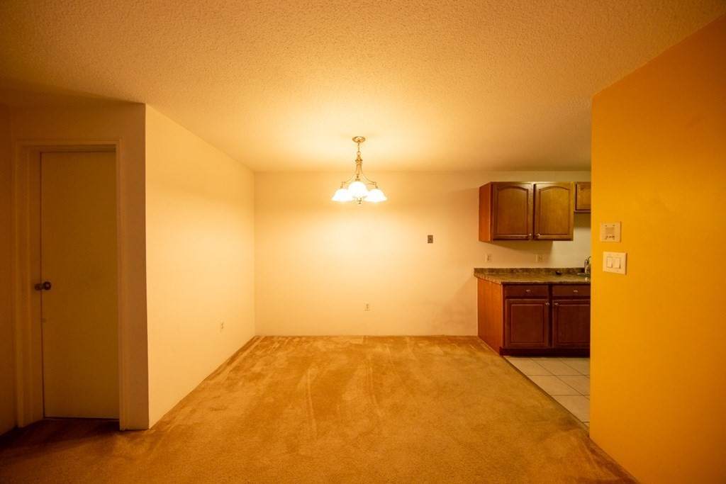 4 Village Rock Ln - Photo 1