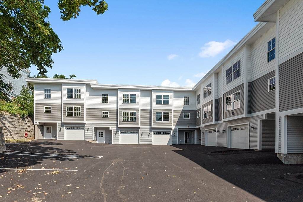 44 Crescent St - Photo 1