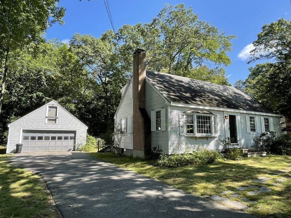 6 Country Lane - Photo 1
