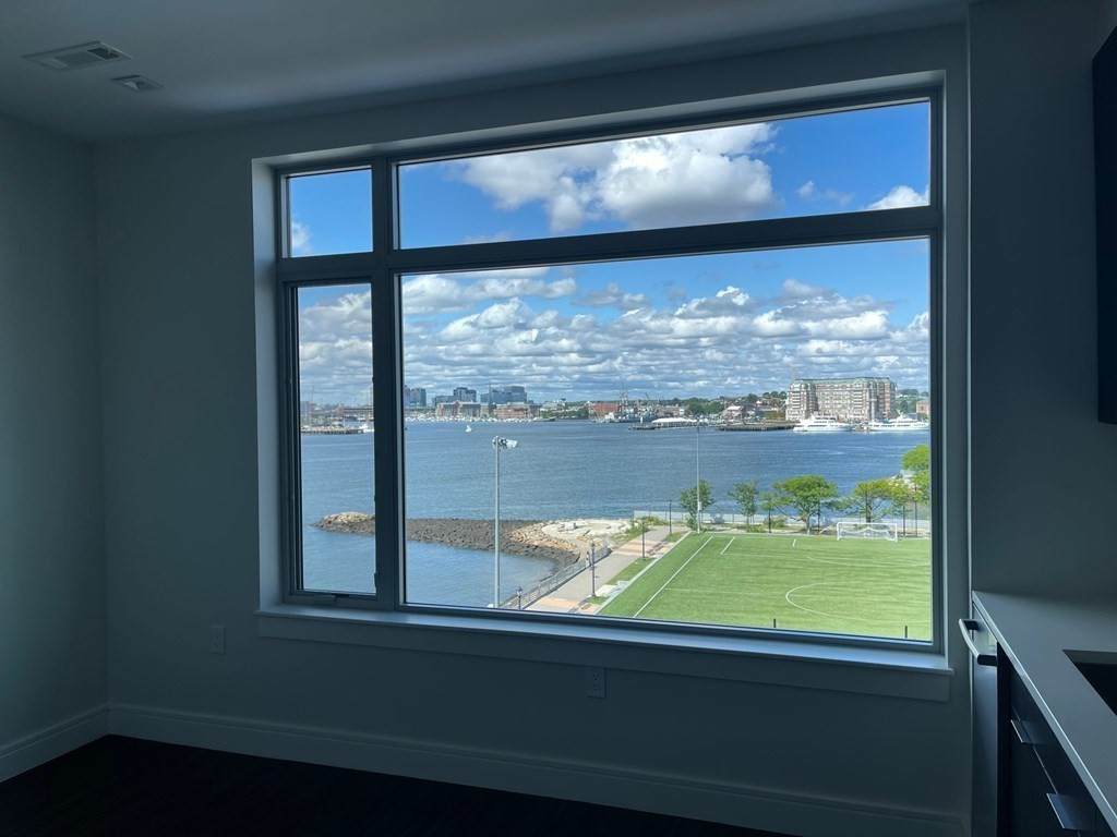 99 Sumner Street - Photo 1