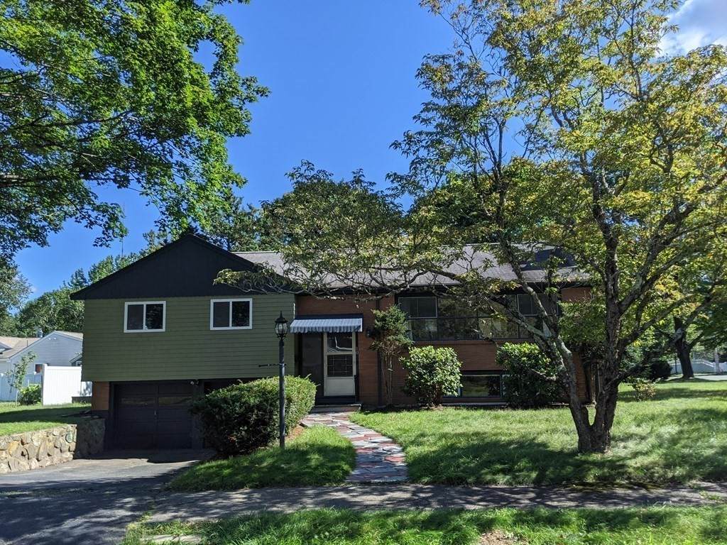 10 Oriole Road - Photo 1