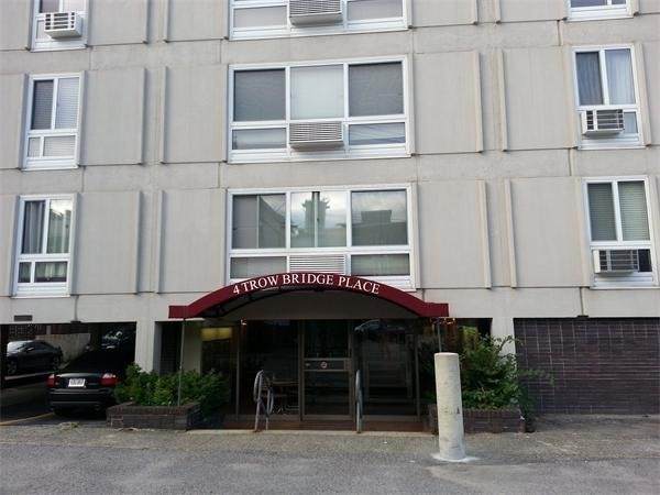 4 Trowbridge Place - Photo 1