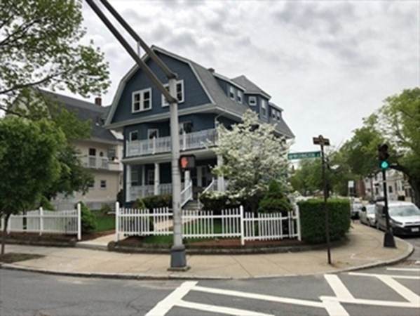 160 Washington St - Photo 1